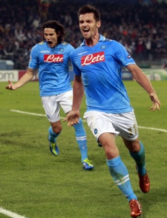 在进攻端效 在进攻端效